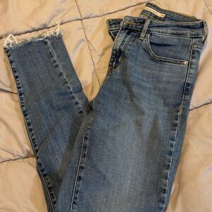 Levi's Distressed Ankle Jeans - Blue